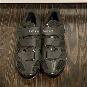 Men’s cycle shoes 10.5